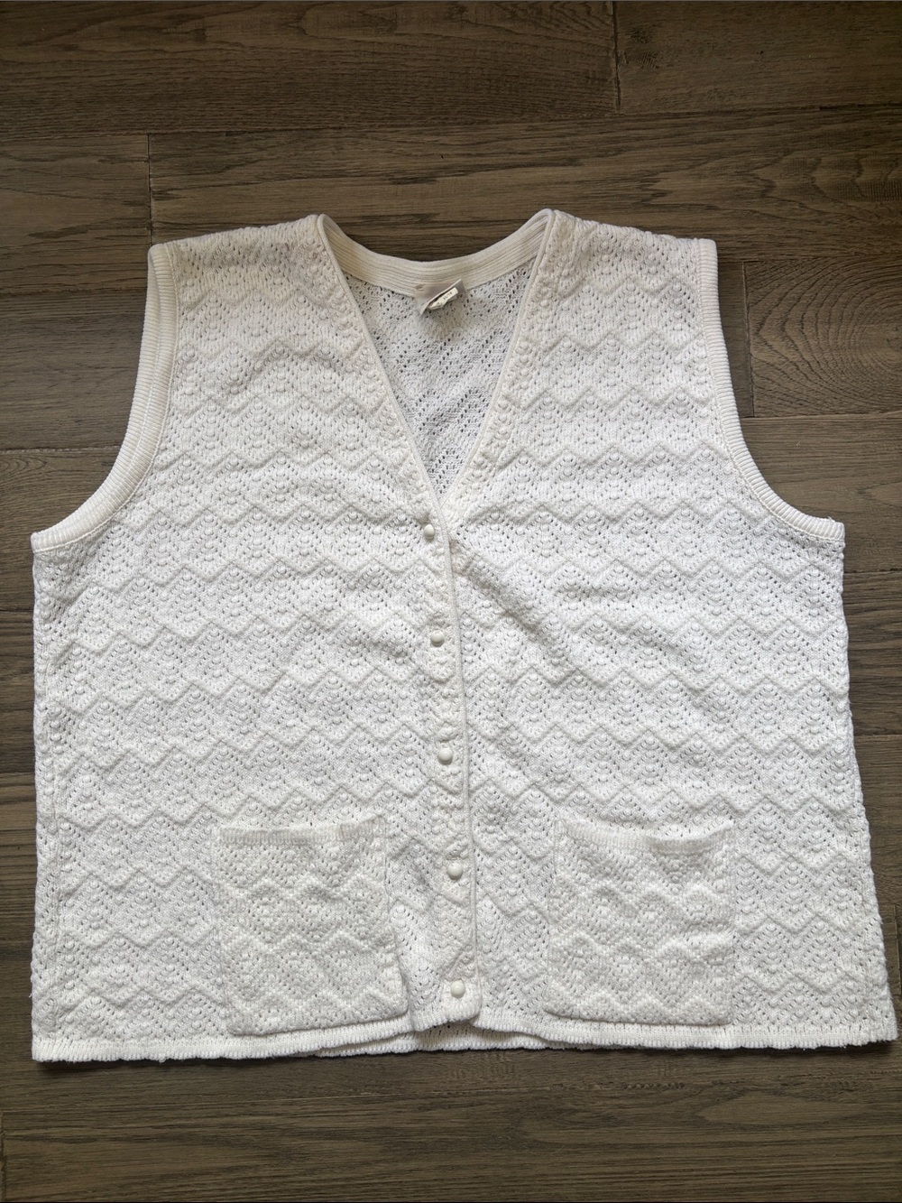Huntington Ridge | Vintage White Knit Vest Zig Zag Pattern Layering Size XL